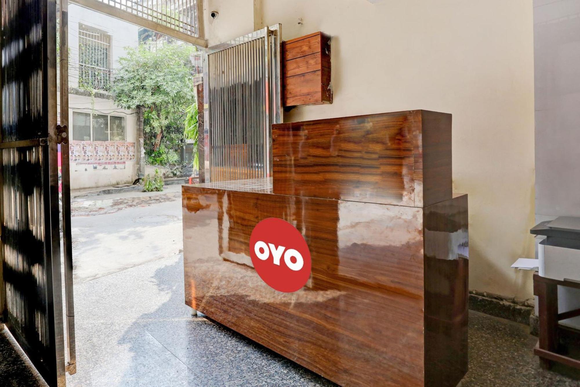 Hotel O Family Deluxe Új-Delhi Kültér fotó
