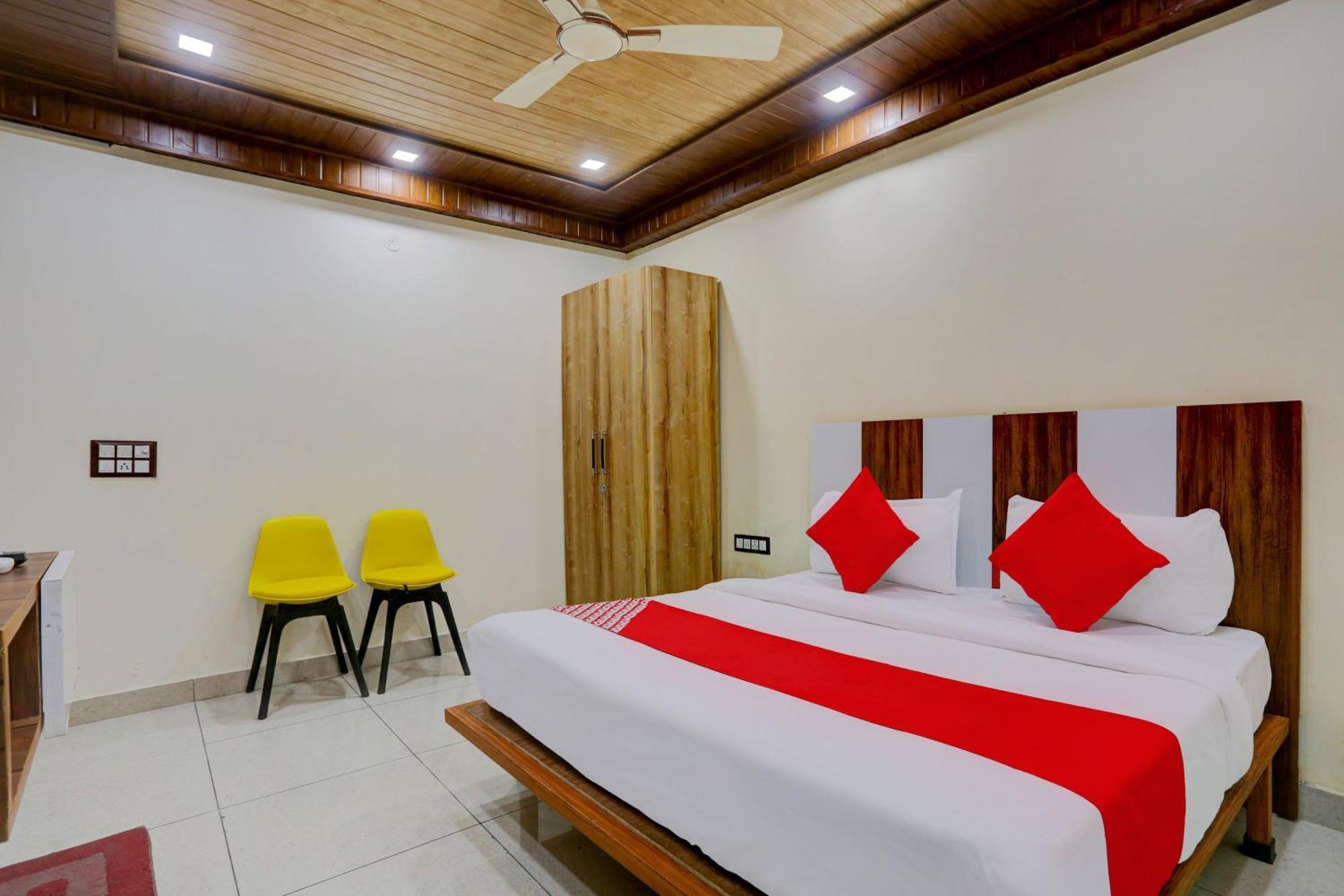 Hotel O Family Deluxe Új-Delhi Kültér fotó